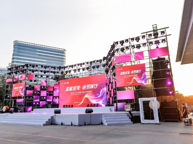 慧仕广告工作室面向全城招贤纳士，特别针对“活动执行”岗位进行招聘。我们是一家专注于广告设计、品牌策划、视觉传达及活动执行的专业公司。